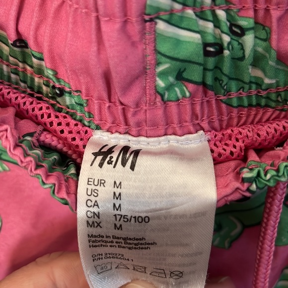 H&M men’s swim trunks - Picture 4 of 7